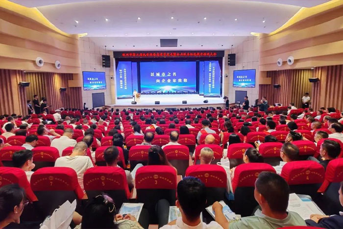 喜報 | 巨能機器人榮獲&ldquo;銀川市行業(yè)標桿企業(yè)20強&rdquo;、&ldquo;銀川市優(yōu)秀民營企業(yè)家&rdquo;稱號